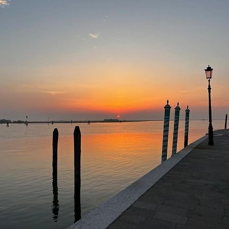 Rainbow'S Fisherman Apartment Burano Bagian luar foto